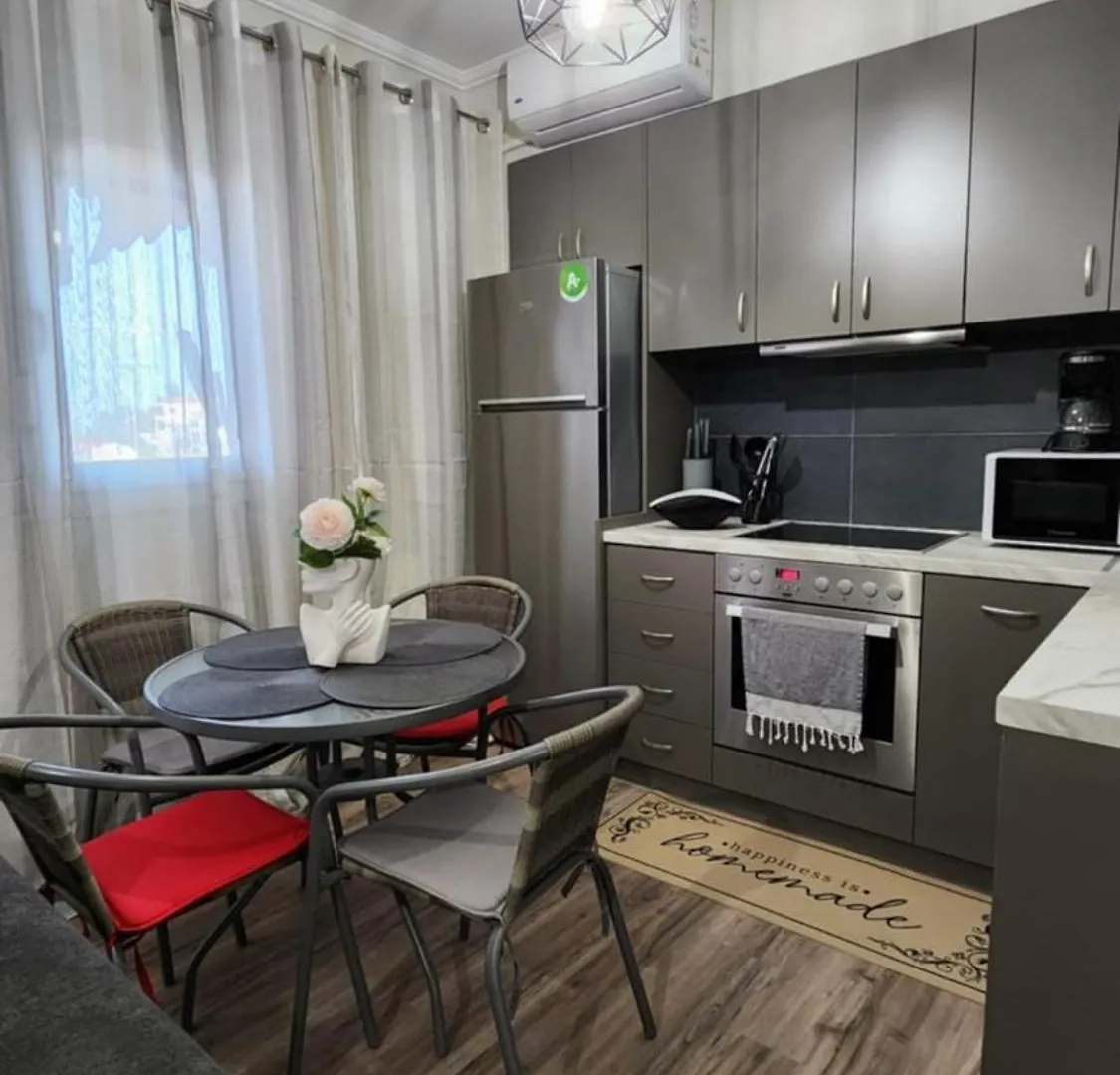 Colibri Nest Apartment Polychrono